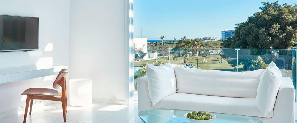 Diamond Penthouse Suite (Two Bedroom), So Nice Beach Resort 4*