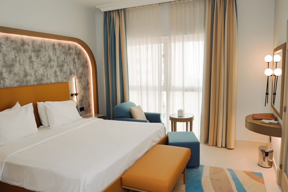 Deluxe Suite Room, Sheraton Khalidiya Hotel 5*