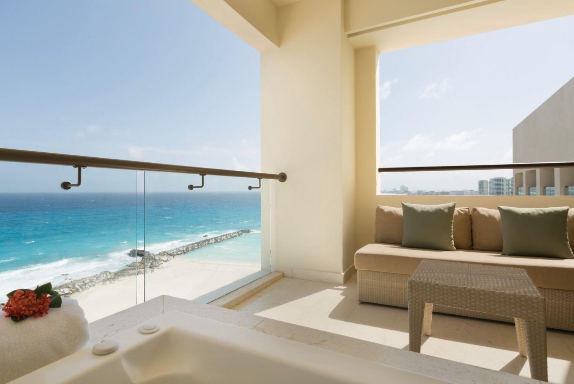 Turquoize Sky Ocean Front Master Double/ King, Hyatt Ziva Cancun | Adults Only Section 5*