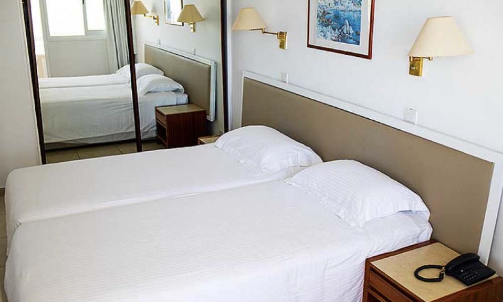 Standard 1-Bedroom, Sun Hall Beach Hotel Apts 3*