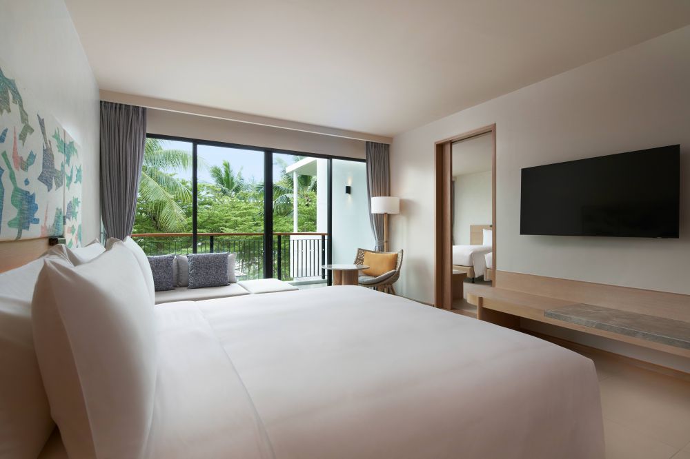 2 Bedroom Suite GV/ PV, Le Meridien Phuket Mai Khao Beach Resort 4+