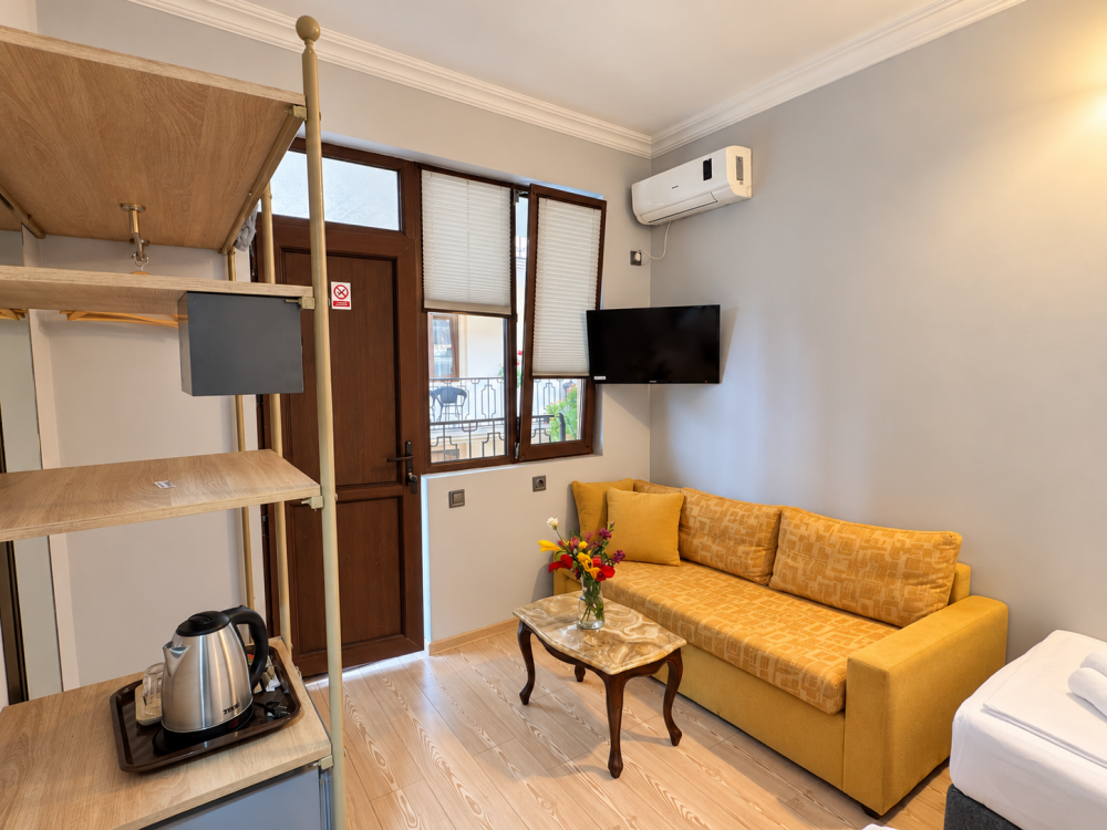 Standard, Chveni Ezo Boutique Hotel 4*
