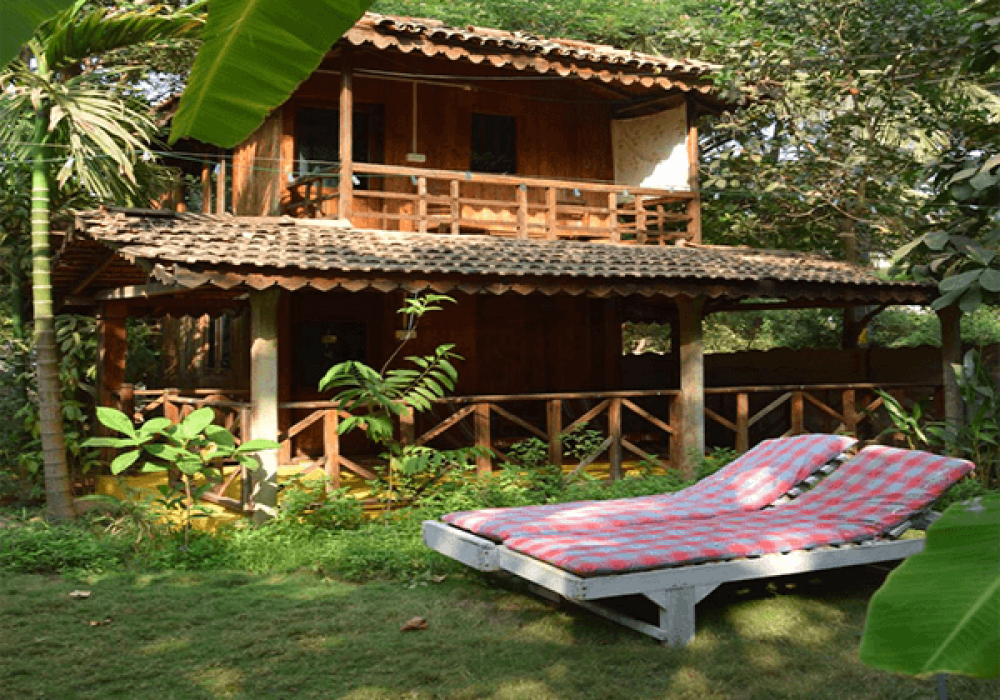 Wooden Cottage AC, Goan Cafe Beach Resort Guest House 