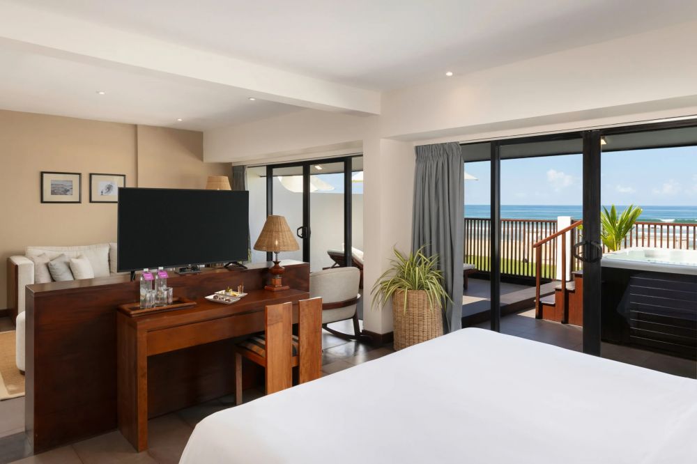 Suite, Ekho Surf 4*