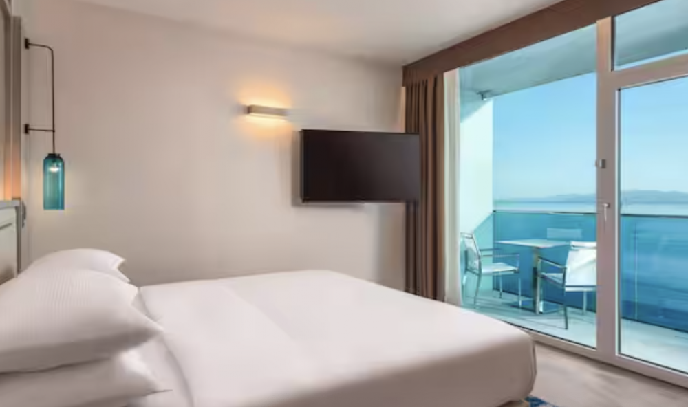 Costabella Suite with Balcony and Sea View, Hilton Rijeka Costabella Beach Resort & Spa 5*