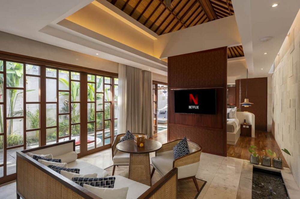 Royal 1BR Villa with Private Pool and Jacuzzi, Asvara Villa Ubud by iNi Vie Hospitality 5*