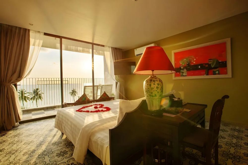 Grand Suite, The Palmy Phu Quoc Resort & Spa 4*