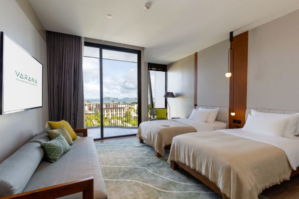 Luxe Mountain/ Ocean, Varana Hotel 5*