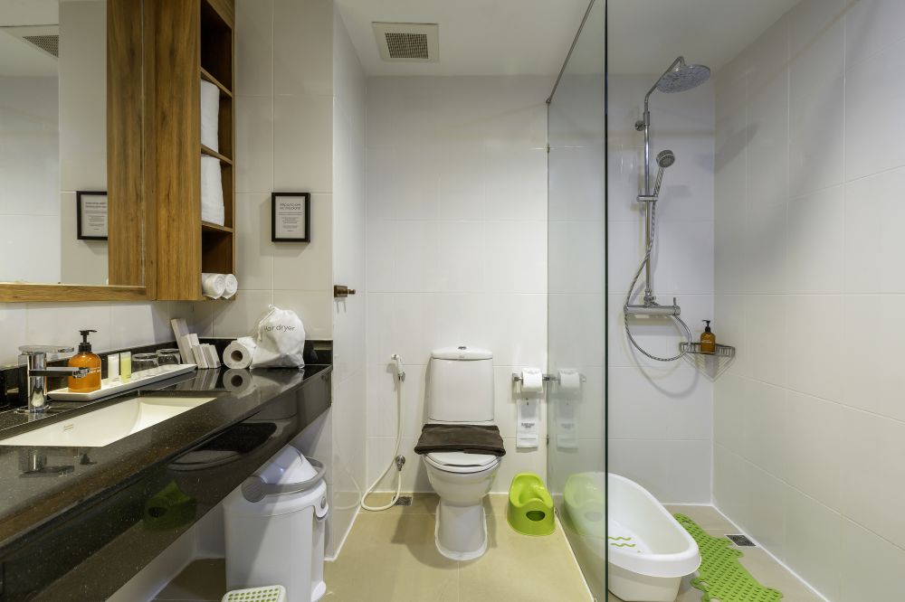 Happy Baby Studio, Sunwing Kamala Beach 4*
