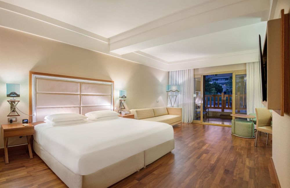 Deluxe Family Room Swim up Pool View, Hilton Dalaman Sarigerme Resort & Spa 5*