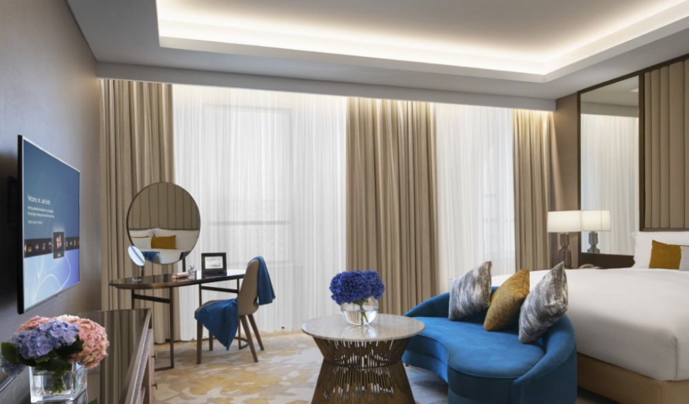 3 Bedroom Suite CV, Al Jaddaf Rotana Suite Hotel 5*