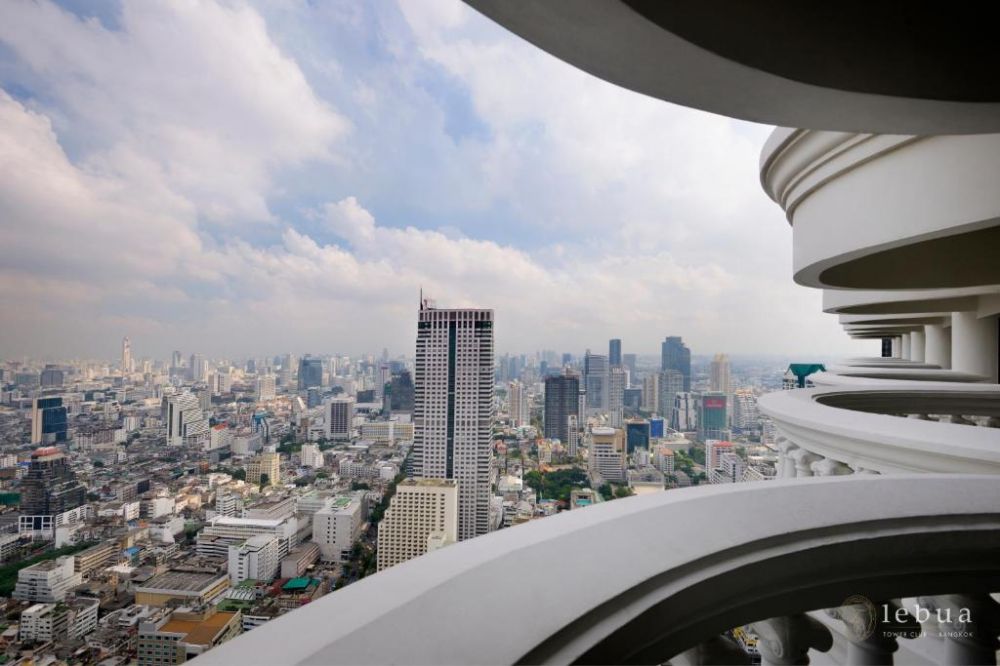 Tower Club City View/ River View Suite, Tower Club At Lebua 5*