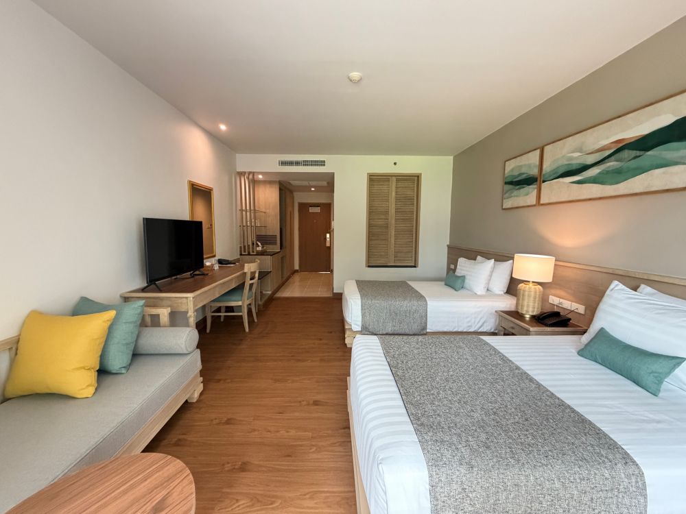 Superior RFV, Naithonburi Resort 4*