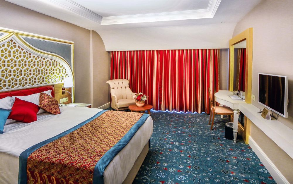 Family Duplex LV/SV, Royal Taj Mahal Hotel 5*