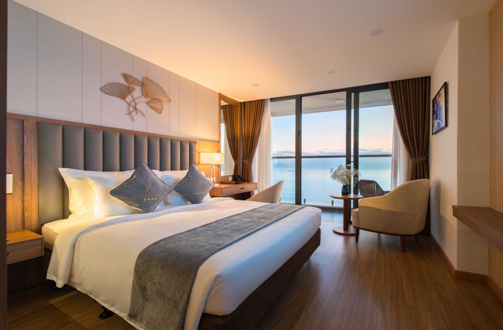 Premier Deluxe Ocean View, Grand Gosia Hotel 4*