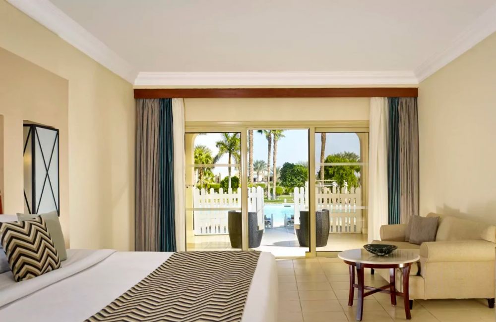 Swim Up room, Coral Sea Holiday Resort 5*