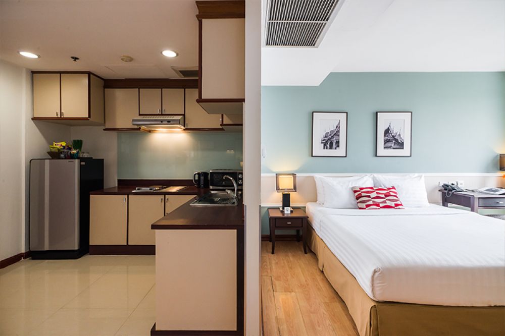 Deluxe Suites, Evergreen Place Siam 4*