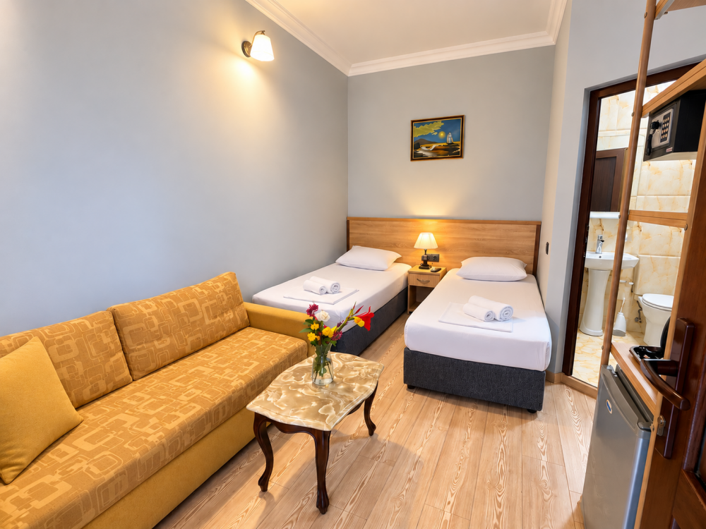 Standard, Chveni Ezo Boutique Hotel 4*