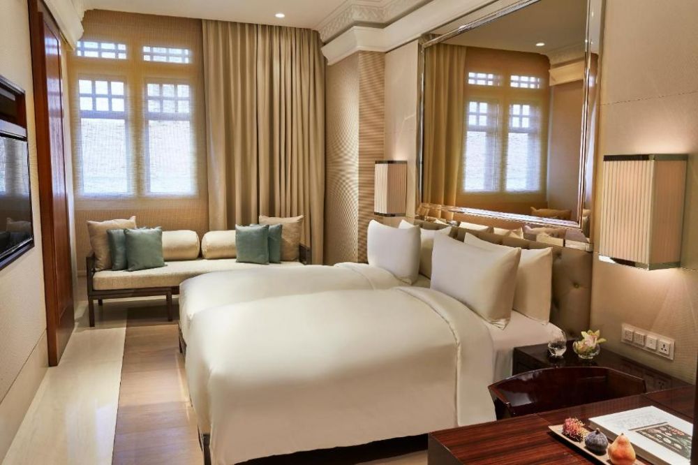 Deluxe Room, The Capitol Kempinski Hotel Singapore 5*