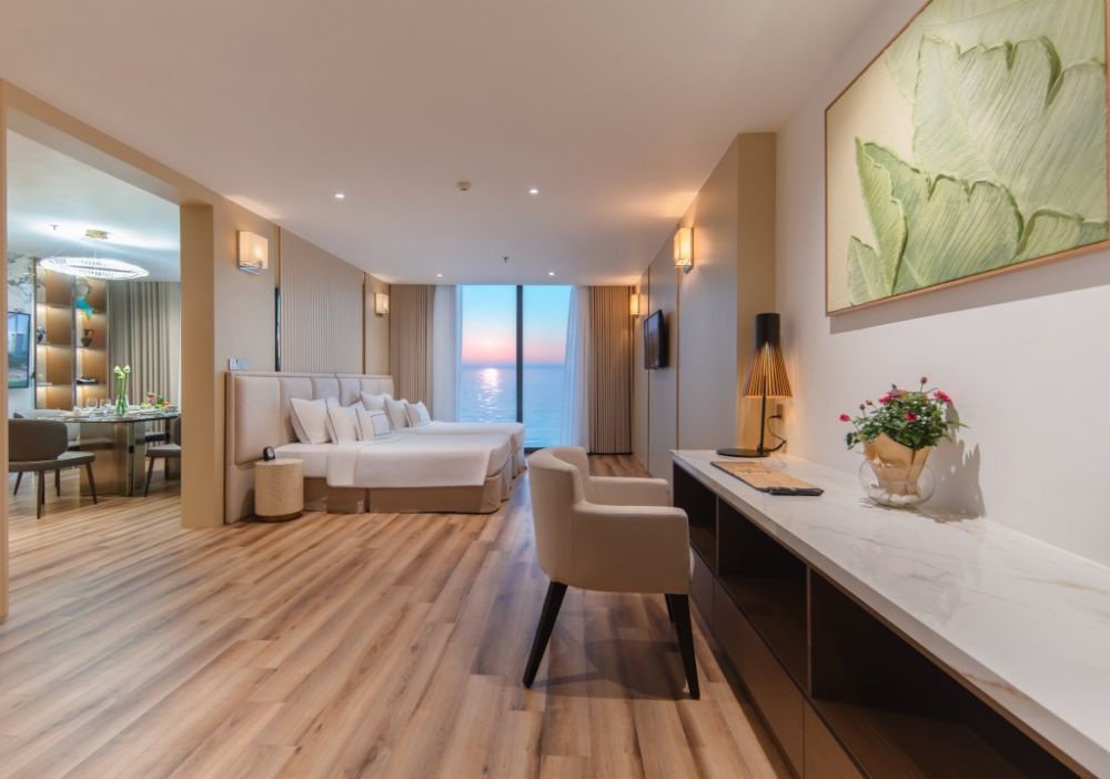 Presidental Suite, Star City Hotel & Condotel Beachfront Nha Trang 4+