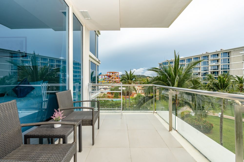 Deluxe Twin / King (With balcony), Splash Beach Resort Maikhao Phuket 5*
