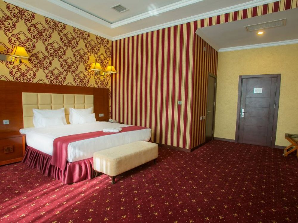 Suite Room, Emerald Hotel 4*