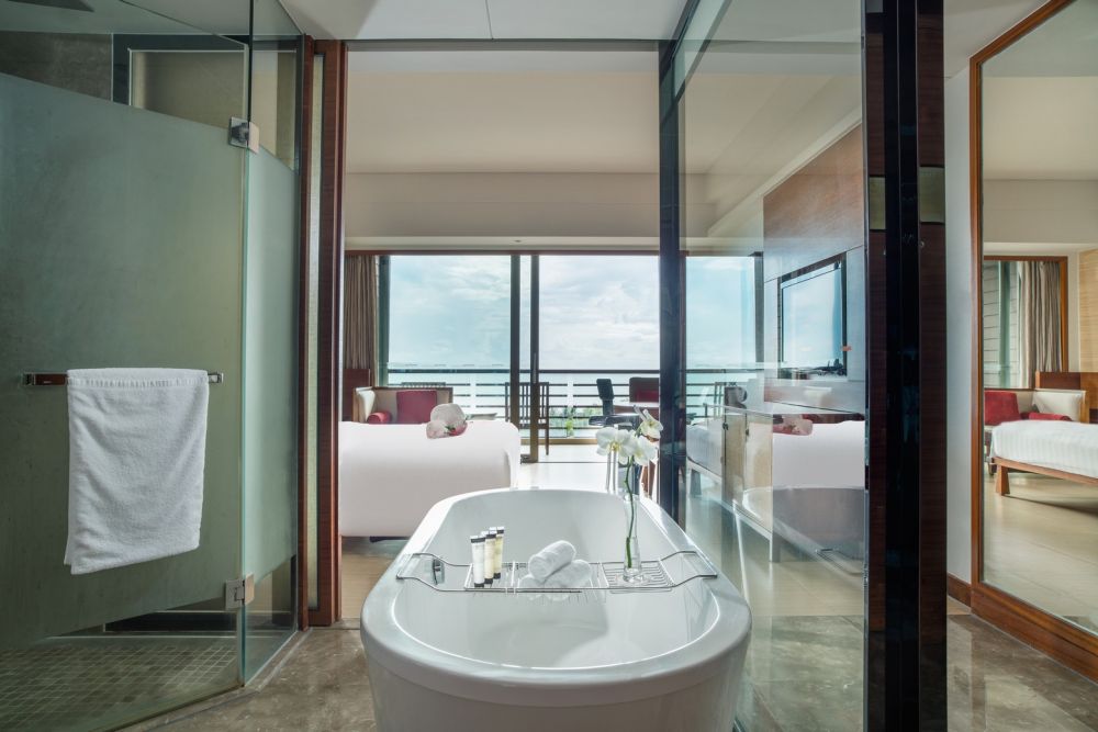 Deluxe Ocean View Room, Pullman Ocean View Sanya Bay Resort & Spa 5*