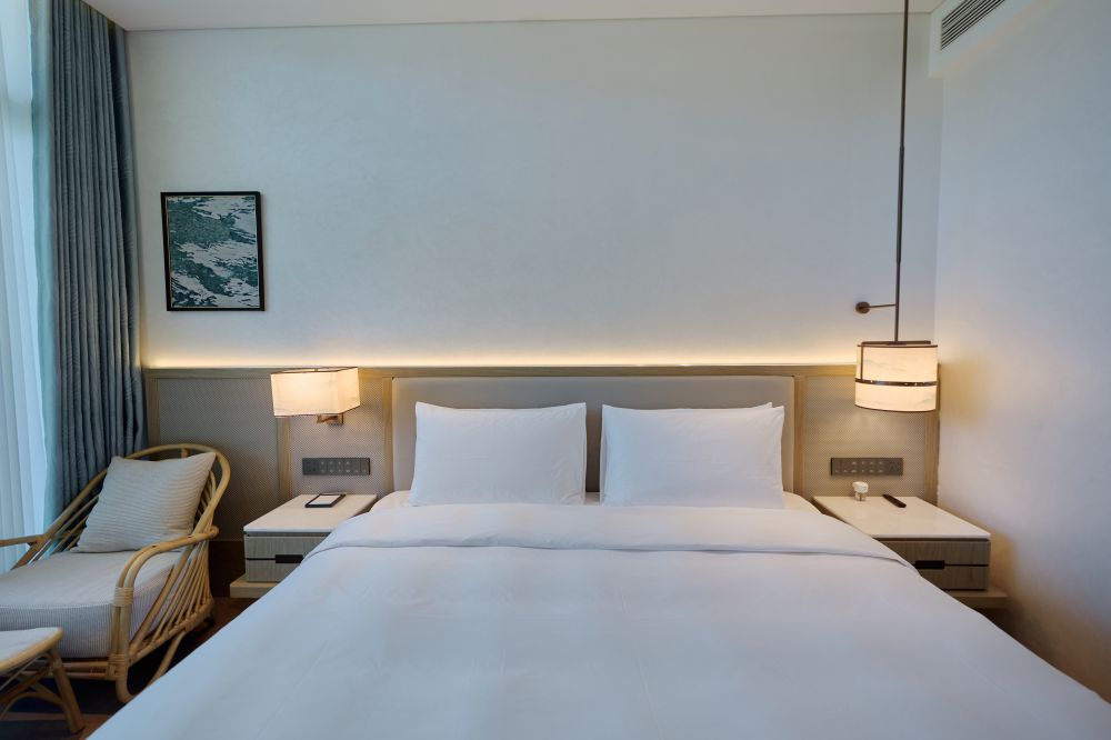 Deluxe King Room, Blossom Land Mangroves Yalong 5*