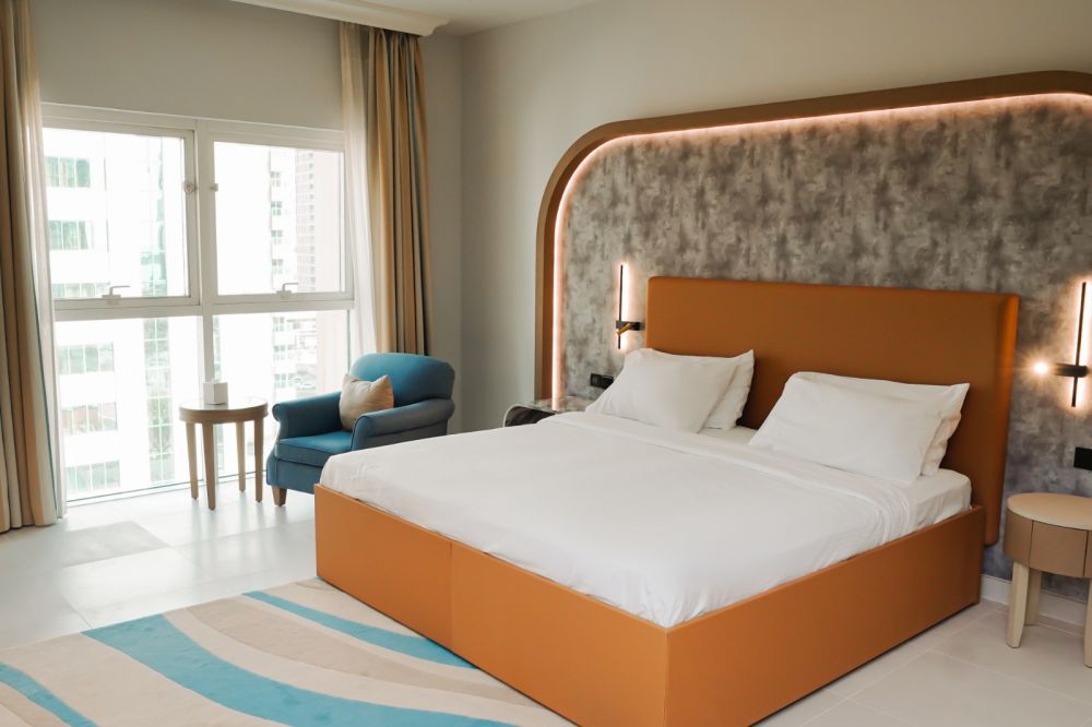 Deluxe King/ Twin Room, Sheraton Khalidiya Hotel 5*