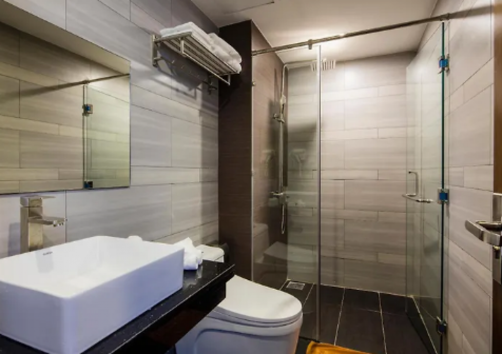 Superior Queen Room, Meriton Nha Trang Hotel 4*