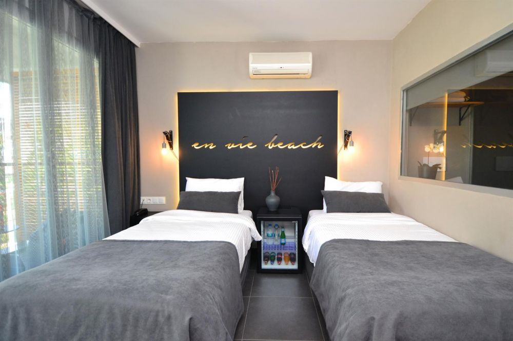 Standard Room Main Building, En Vie Beach Boutique Hotel | Adults Only 3*