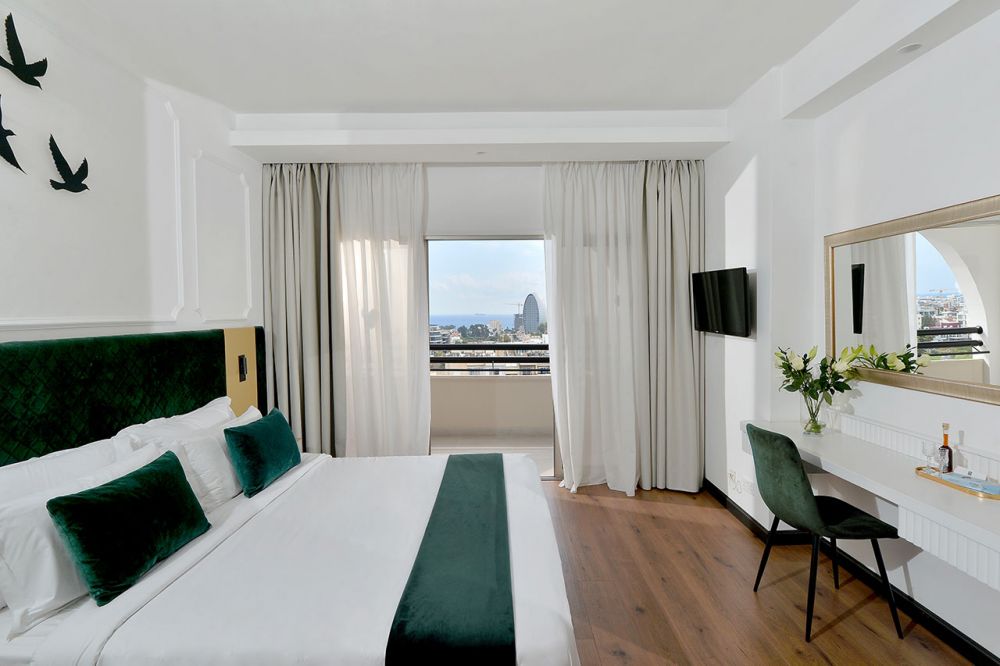 Executive Suite, Ajax Hotel 4*