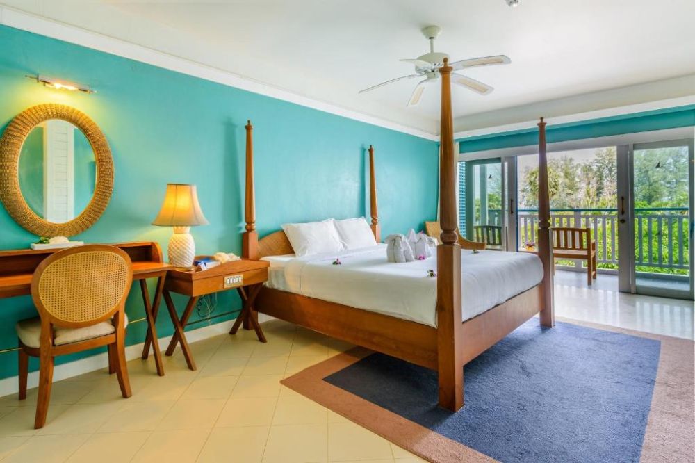 Deluxe Room, Andaman Seaview Hotel 4*