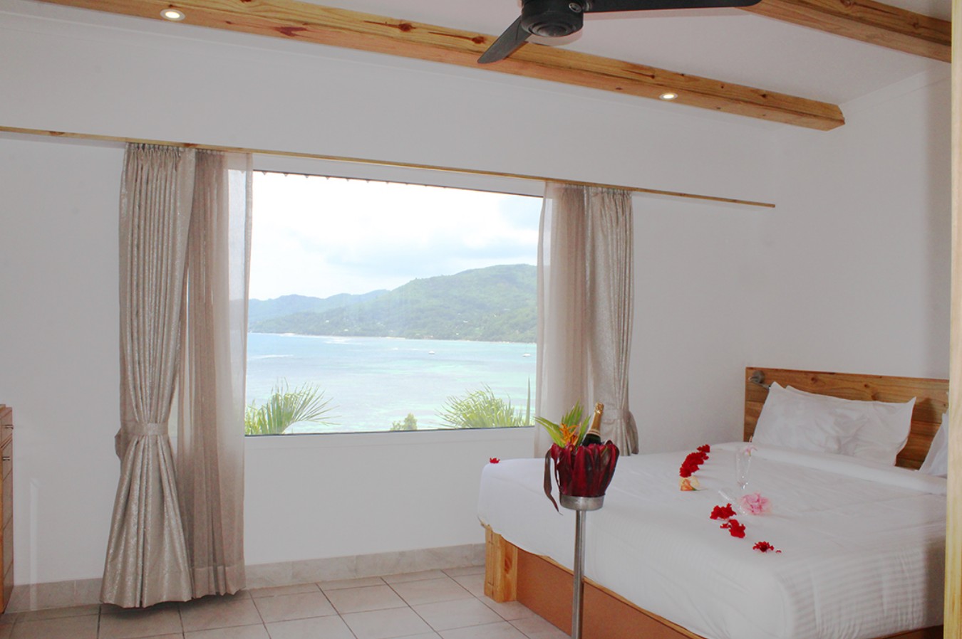 Superior Ocean View/ Honeymoon Deal, Le Relax Hotel & Restaurant 3*