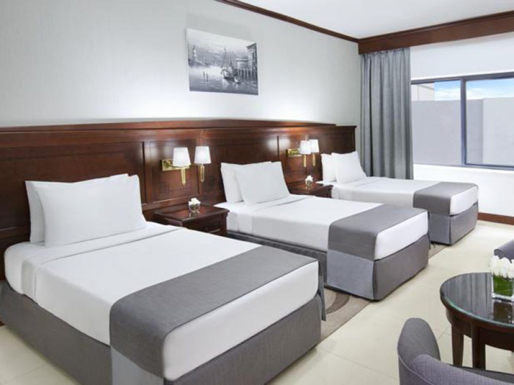 Standard Room, Admiral Plaza Hotel 3*