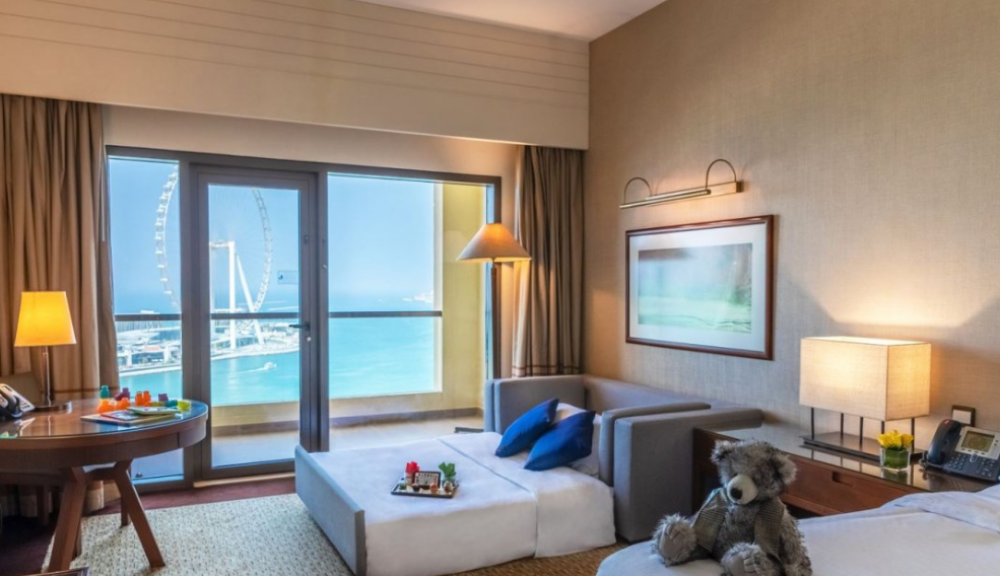 Sea Front View Family Room With Balcony, Amwaj Rotana Jumeirah Beach 5*