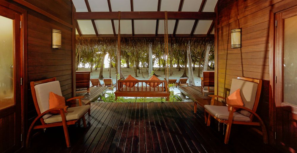 Beach Villa Suite, Medhufushi Island Resort 4*