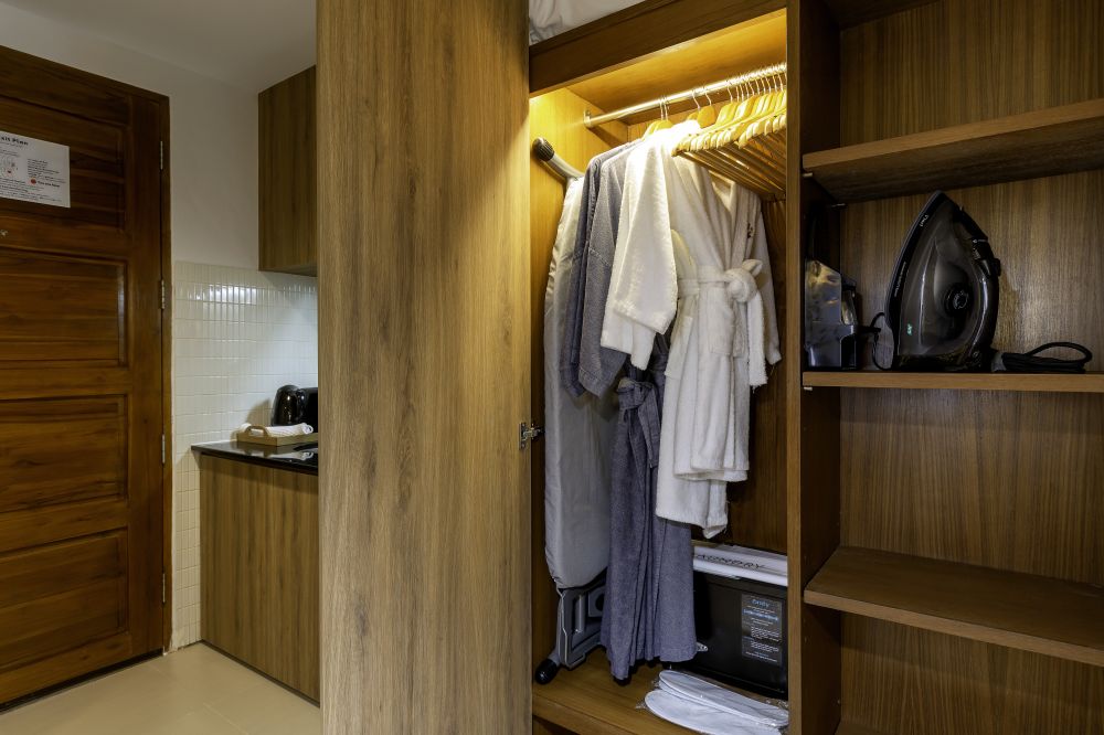 Royal Pool Access Studio, Sunwing Kamala Beach 4*