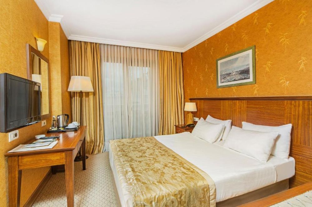 Standard Room, Grand Oztanik Hotel 4*