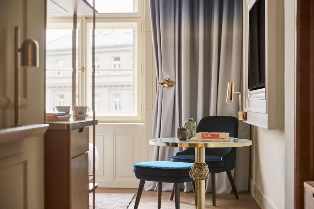 Double King Bed/Double King Bed View, Andaz Prague 4*