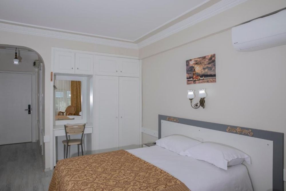 Standard Room, Hali Hotel 3*
