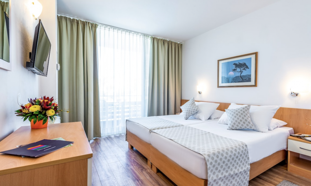 Standard Double or Twin Room, Hotel Adriatic Dubrovnik 2*