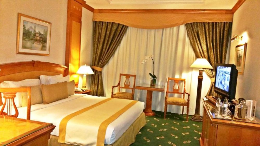 Deluxe Room, Carlton Palace Hotel 5*