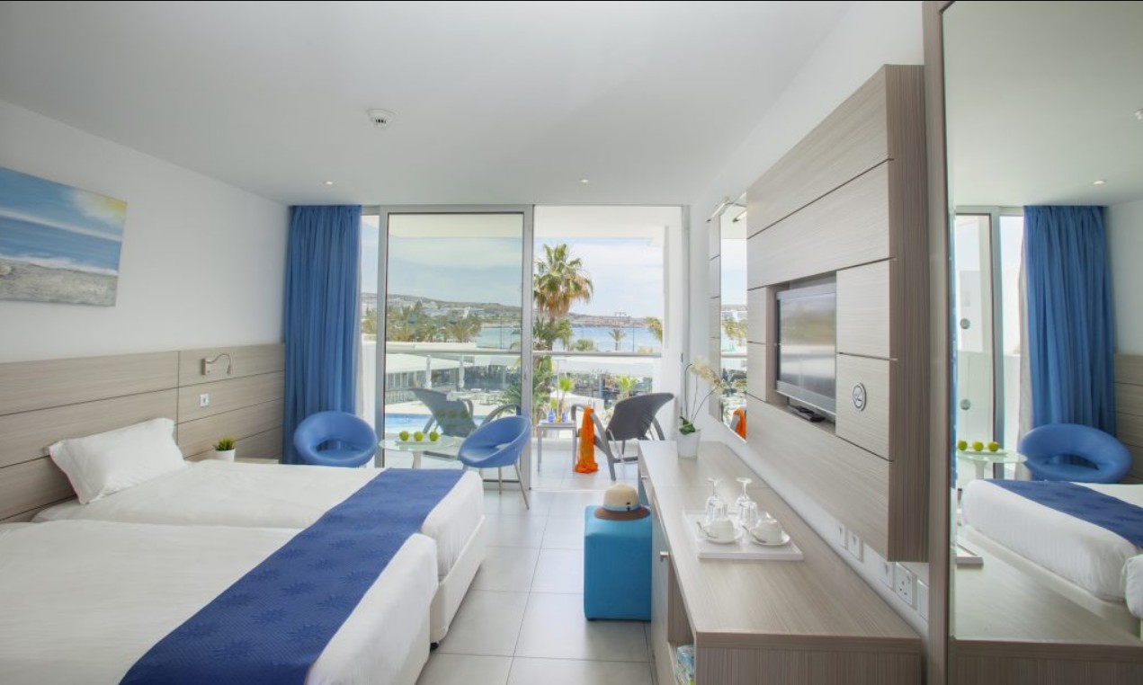 Deluxe Sea View, Limanaki Beach Hotel & Suites 4*