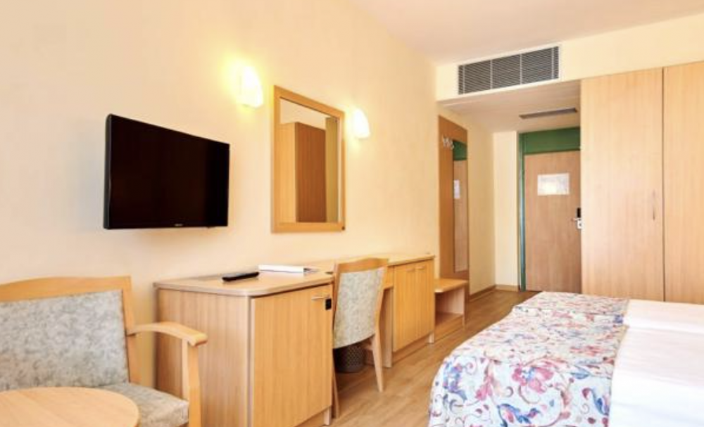 PREMIUM ROOM WITH BALCONY SEA SIDE, Hotel Sol Aurora for Plava Laguna 4*