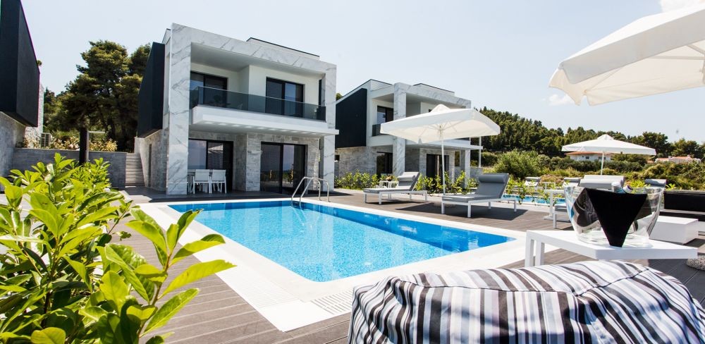 Luxurious Villa Sea Front, Crystal Villas & Suites 