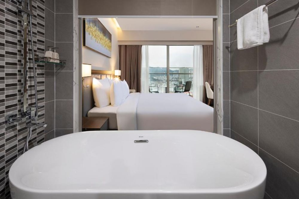 Deluxe Room, Annova Nha Trang Hotel 5*