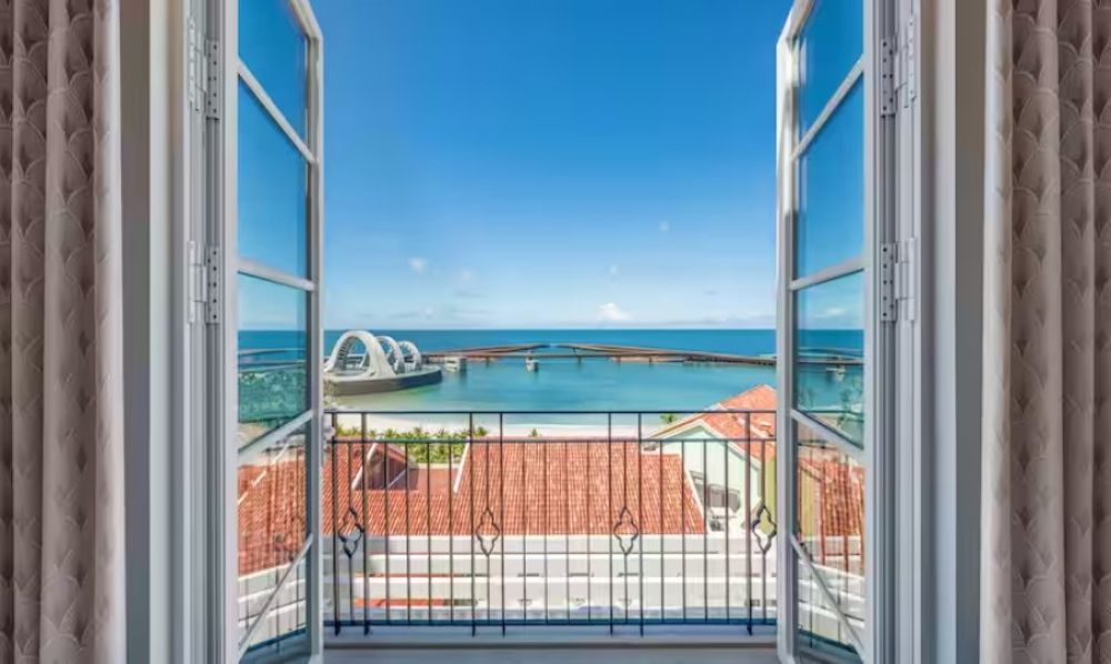 Balcone Room/ Balcone Ocean View, La Festa Phu Quoc, Curio Collection By Hilton 5*