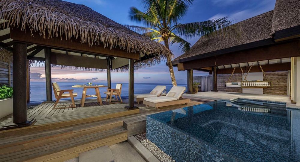 Ocean House With Pool, Naladhu Maldives 5*