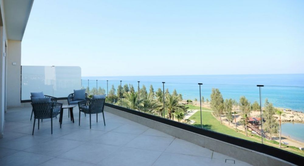 Two Bedroom Suite Sea View, Sunrise Emerald 